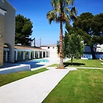 Artemisia 3*