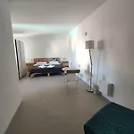 Artemisia Oda ve Kahvaltı 3*