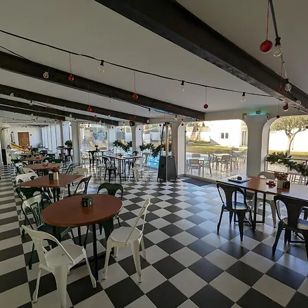 Artemisia Couette-café 2*