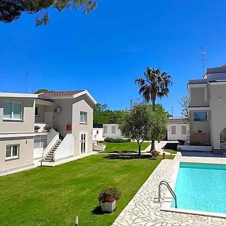 B&B Artemisia 3*