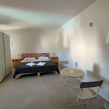 B&B Artemisia