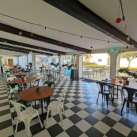 B&B Artemisia 3*